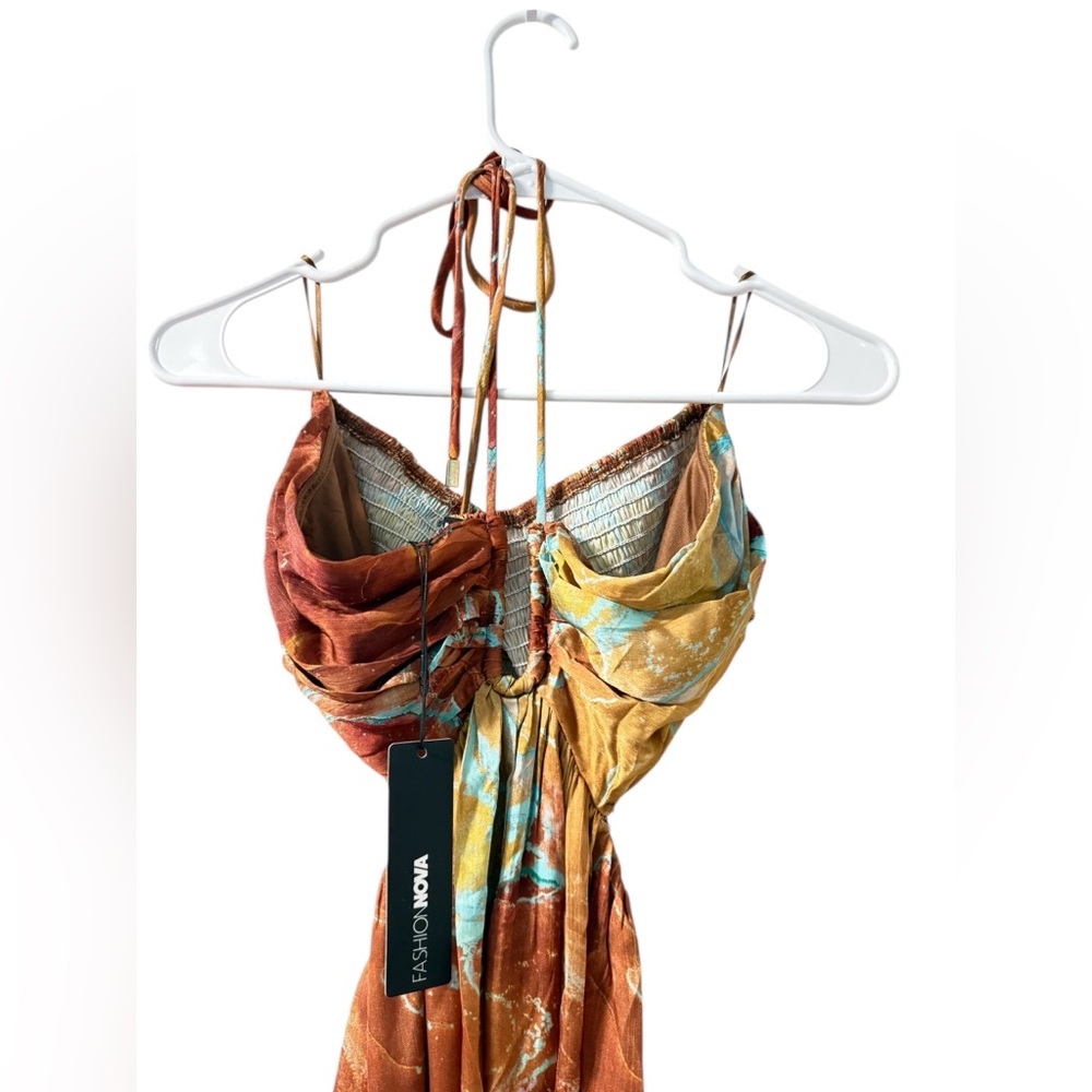 NWT Strapless Dress in Brown and Gold. Fast ๐๐ฆ - Picture 9 of 15